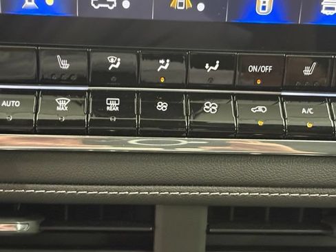 Used 2026 Chevrolet Colorado LT w/ LT Convenience Package AWD/4WD image 27
