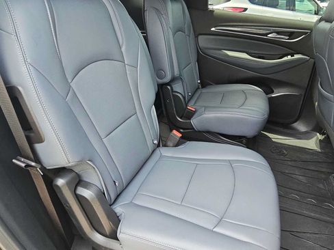 Certified 2024 Buick Enclave Essence w/ Experience Buick Package FWD image 17