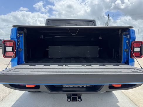 Used 2022 Jeep Gladiator Mojave w/ LED Lighting Group image 29