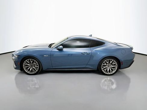 Used 2024 Ford Mustang GT Premium image 4