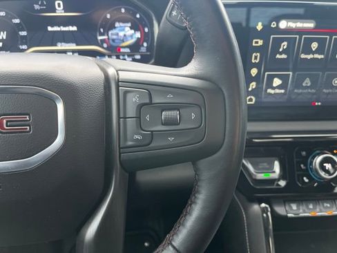 Used 2025 GMC Sierra 2500 AT4X image 18