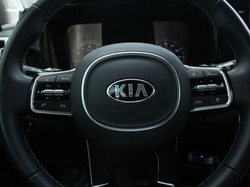 Used 2021 Kia Sorento EX w/ EX AWD X-Line Package image 23