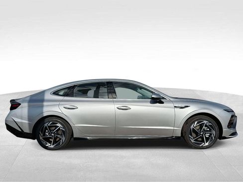 New 2026 Hyundai Sonata SEL image 5