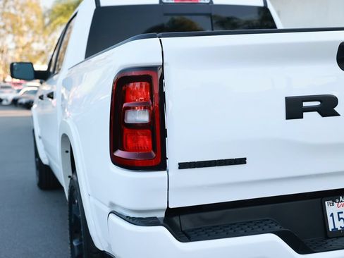 Used 2025 RAM 1500 Big Horn AWD/4WD image 13