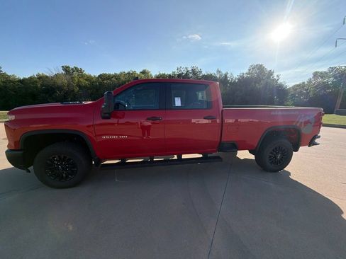 Used 2025 Chevrolet Silverado 3500 W/T AWD/4WD image 6