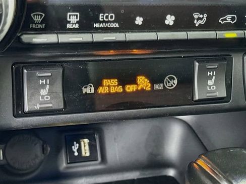 Certified 2024 Toyota RAV4 XSE w/ Weather Package AWD/4WD image 21