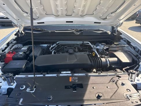 Used 2023 Chevrolet Colorado W/T image 29