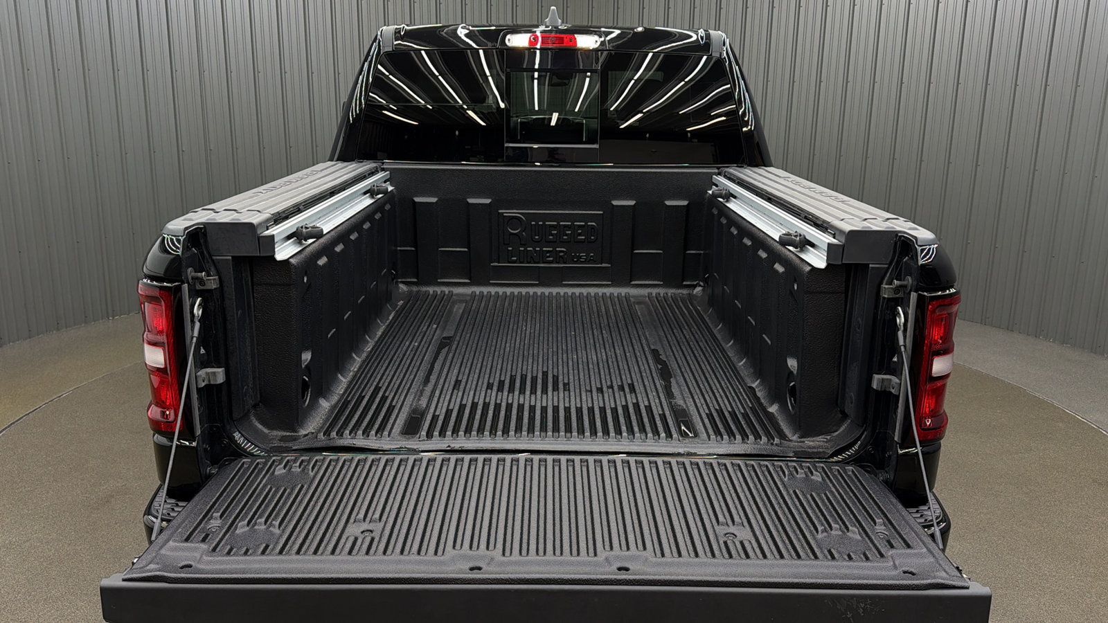 Used 2026 RAM 1500 Big Horn AWD/4WD image 17