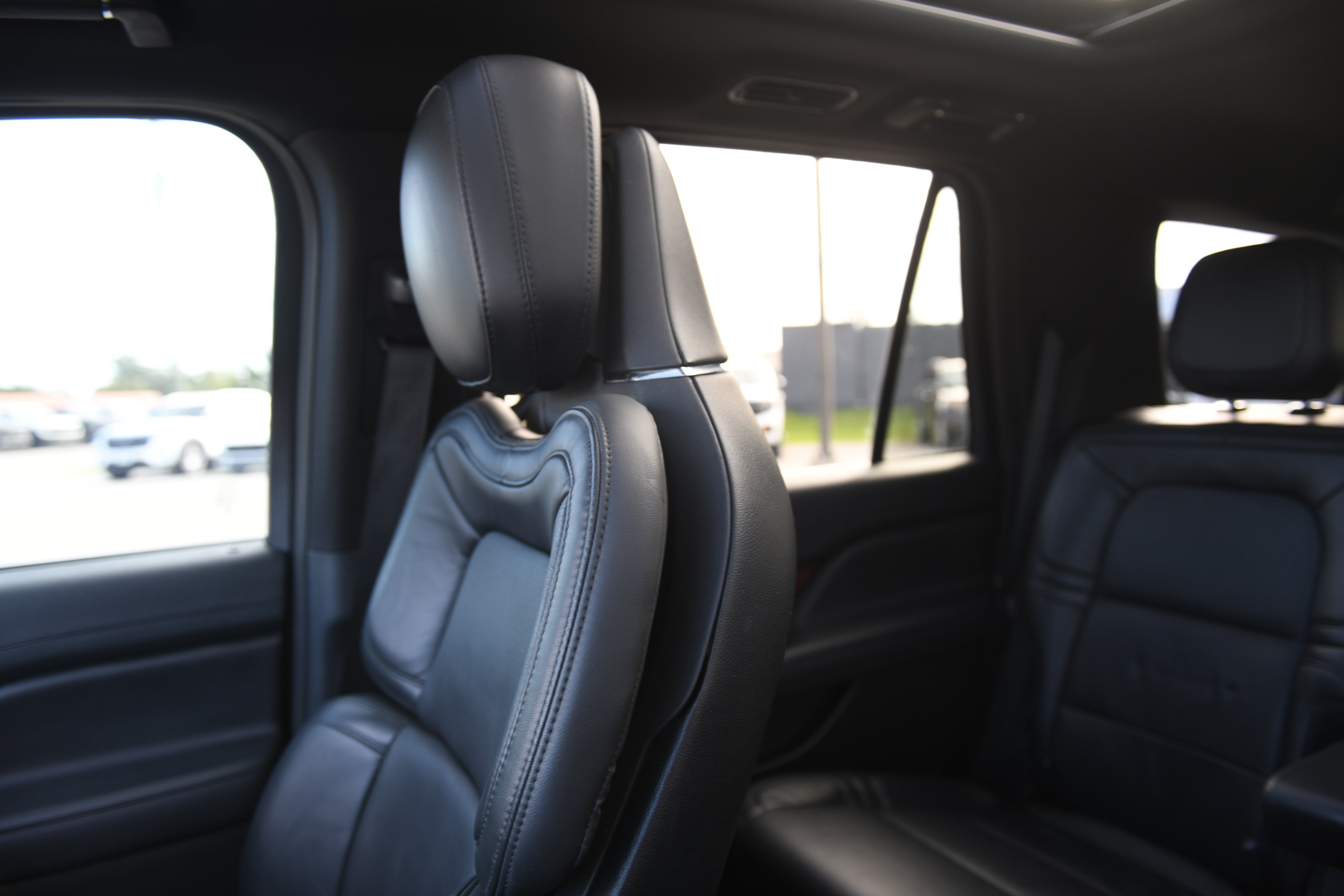 Used 2023 Lincoln Navigator Reserve w/ Monochromatic Package RWD image 38