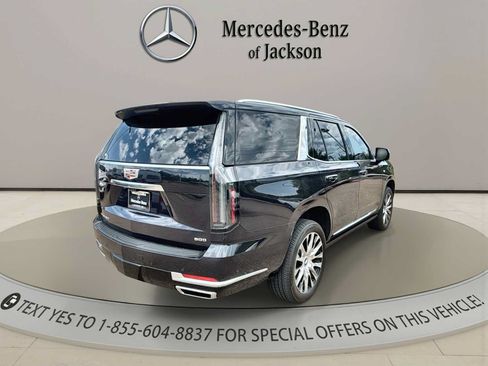 Used 2026 Cadillac Escalade Platinum Luxury RWD image 8