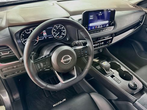 Used 2023 Nissan Rogue SL w/ SL Premium Package AWD/4WD image 14
