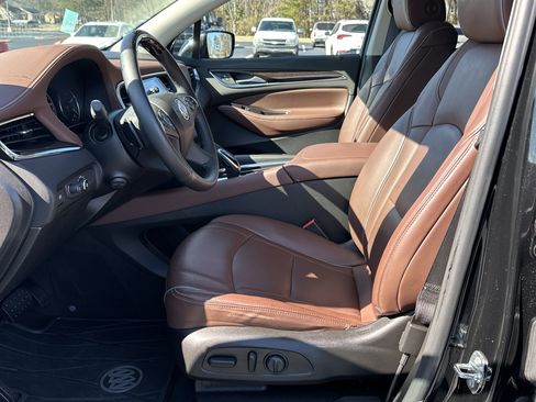 Used 2018 Buick Enclave Avenir w/ Avenir Technology Package image 9