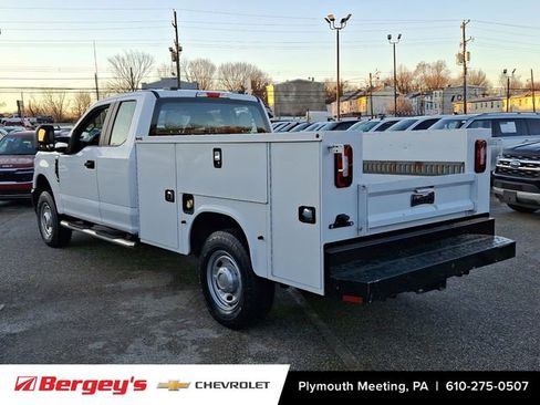 Used 2020 Ford F250 XL image 5