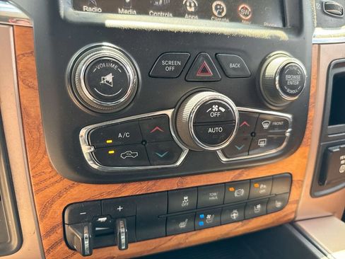 Used 2014 RAM 2500 Longhorn AWD/4WD image 17