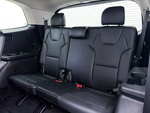 Used 2024 Kia Telluride S image 41