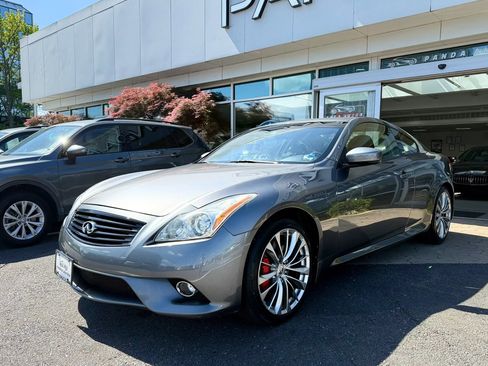 Used 2013 INFINITI G37 Journey w/ Premium Pkg RWD image 3