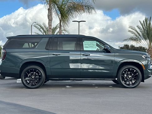 New 2026 Chevrolet Tahoe RST w/ Comfort Package image 3