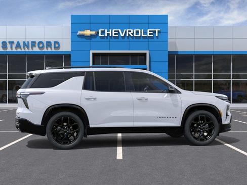 New 2026 Chevrolet Traverse RS w/ LPO, Floor Liner Package AWD/4WD image 5
