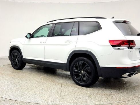 Used 2023 Volkswagen Atlas SE image 7
