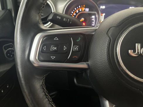 Used 2018 Jeep Wrangler Unlimited Sahara AWD/4WD image 58