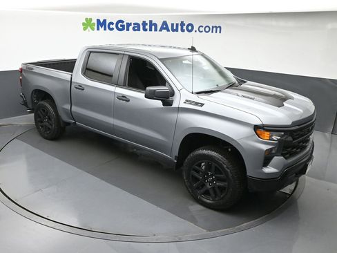 New 2026 Chevrolet Silverado 1500 Custom Trail Boss w/ Dark Appearance Package image 3