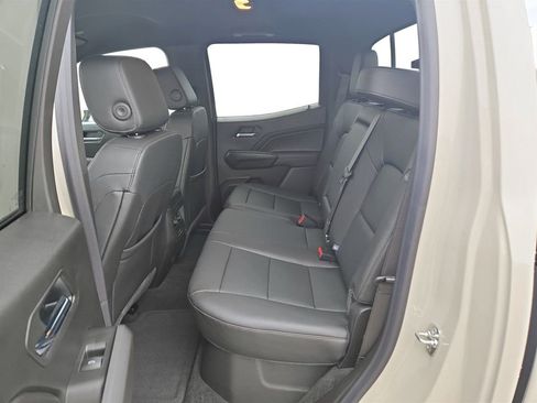 New 2026 GMC Canyon Elevation w/ Convenience Package image 29