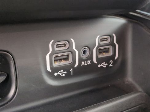 Used 2022 RAM 1500 Big Horn image 30