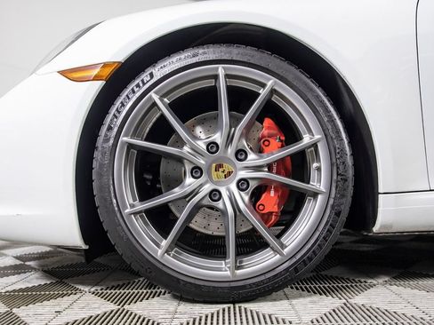 Used 2019 Porsche 911 Carrera S RWD image 34