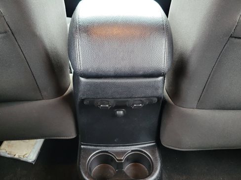 Used 2016 Jeep Wrangler Sport image 11