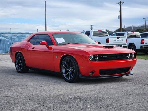 Used 2023 Dodge Challenger R/T Scat Pack w/ Plus Package image 3