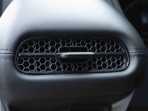 Used 2026 Honda HR-V LX image 39