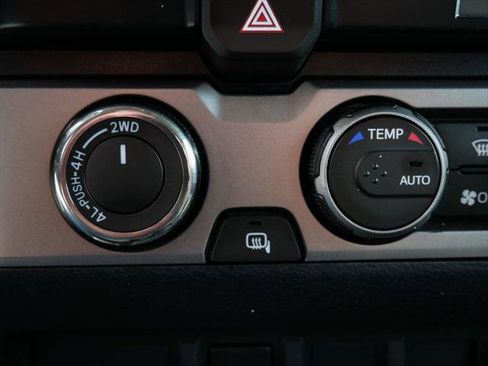 Certified 2023 Toyota Tacoma SR AWD/4WD image 21