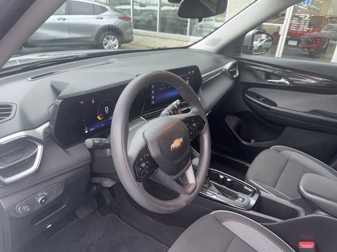Used 2024 Chevrolet TrailBlazer LT image 23