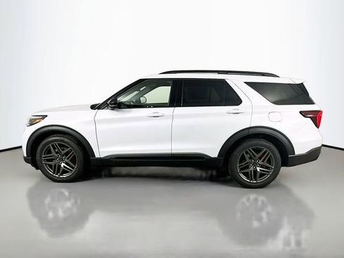 New 2026 Ford Explorer ST image 4