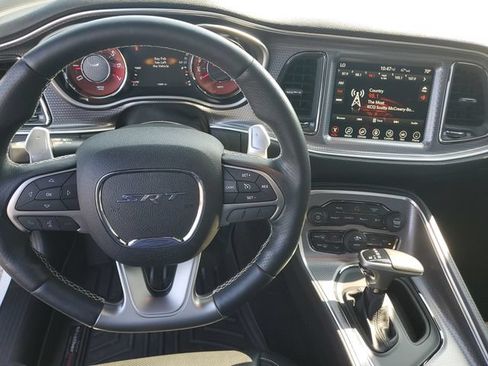 Used 2017 Dodge Challenger SRT Hellcat RWD image 13