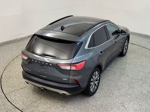 Used 2020 Ford Escape Titanium AWD/4WD image 15