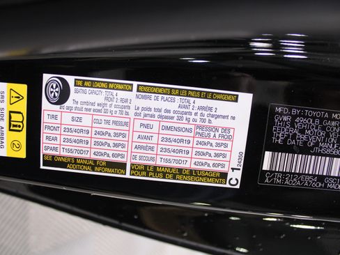 Used 2018 Lexus RC 300 AWD image 32