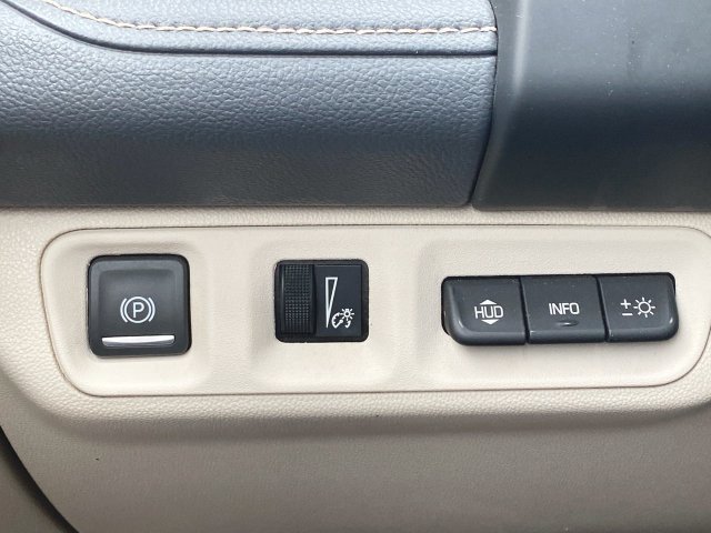 Used 2023 GMC Acadia Denali FWD image 17
