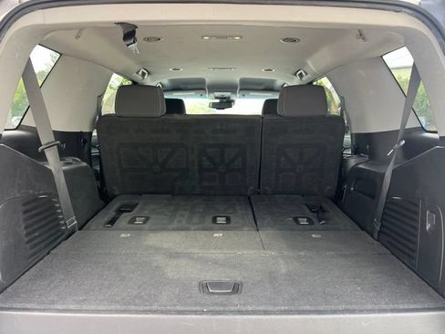 Used 2018 GMC Yukon SLE w/ Convenience Package AWD/4WD image 16