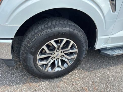 Used 2021 Ford F150 Lariat w/ Max Trailer Tow Package AWD/4WD image 11