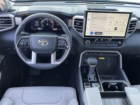 Used 2024 Toyota Tundra Limited image 12
