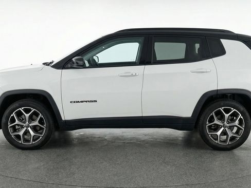 Used 2025 Jeep Compass Limited AWD/4WD image 5