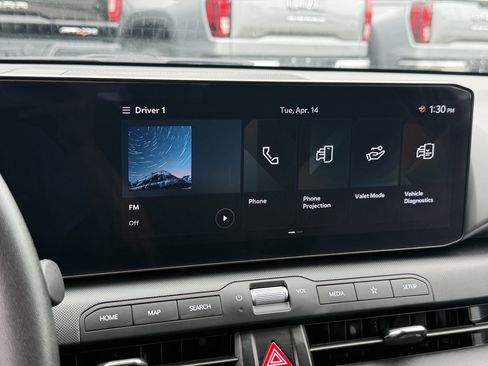 Used 2025 Kia K4 image 10