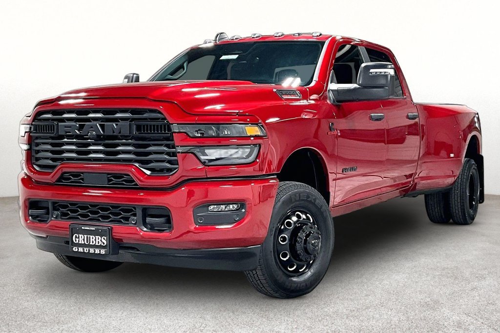 New 2026 RAM 3500 Big Horn AWD/4WD image 2