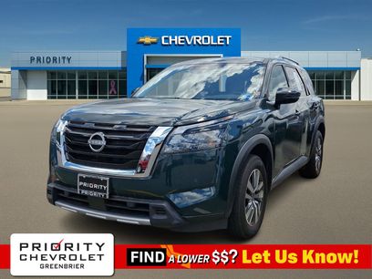 Used 2025 Nissan Pathfinder SL