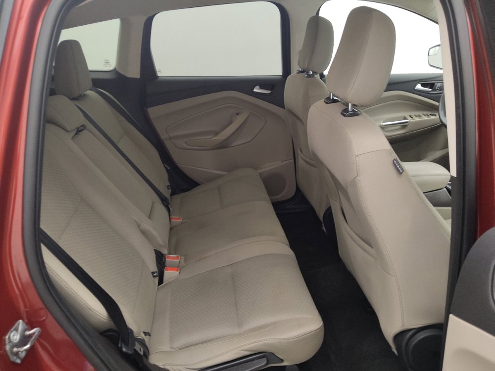 Used 2019 Ford Escape SE FWD image 19