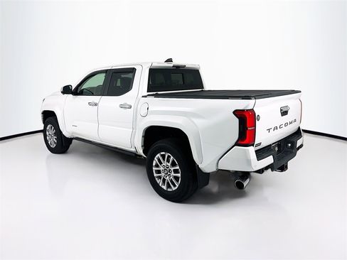 Used 2024 Toyota Tacoma Limited w/ Limited Package (LT) image 2