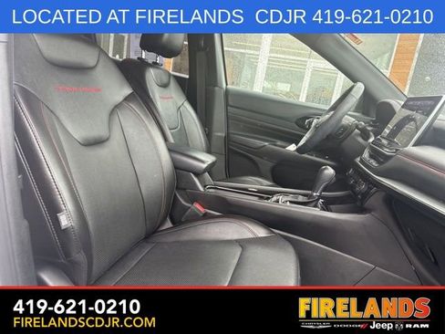 Used 2023 Jeep Compass Trailhawk w/ Trailhawk Elite Group AWD/4WD image 14