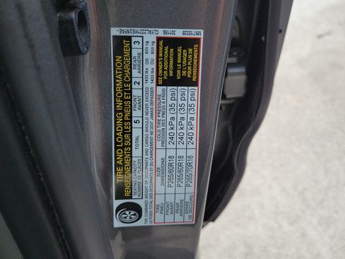 Used 2021 Nissan Frontier SV RWD image 30