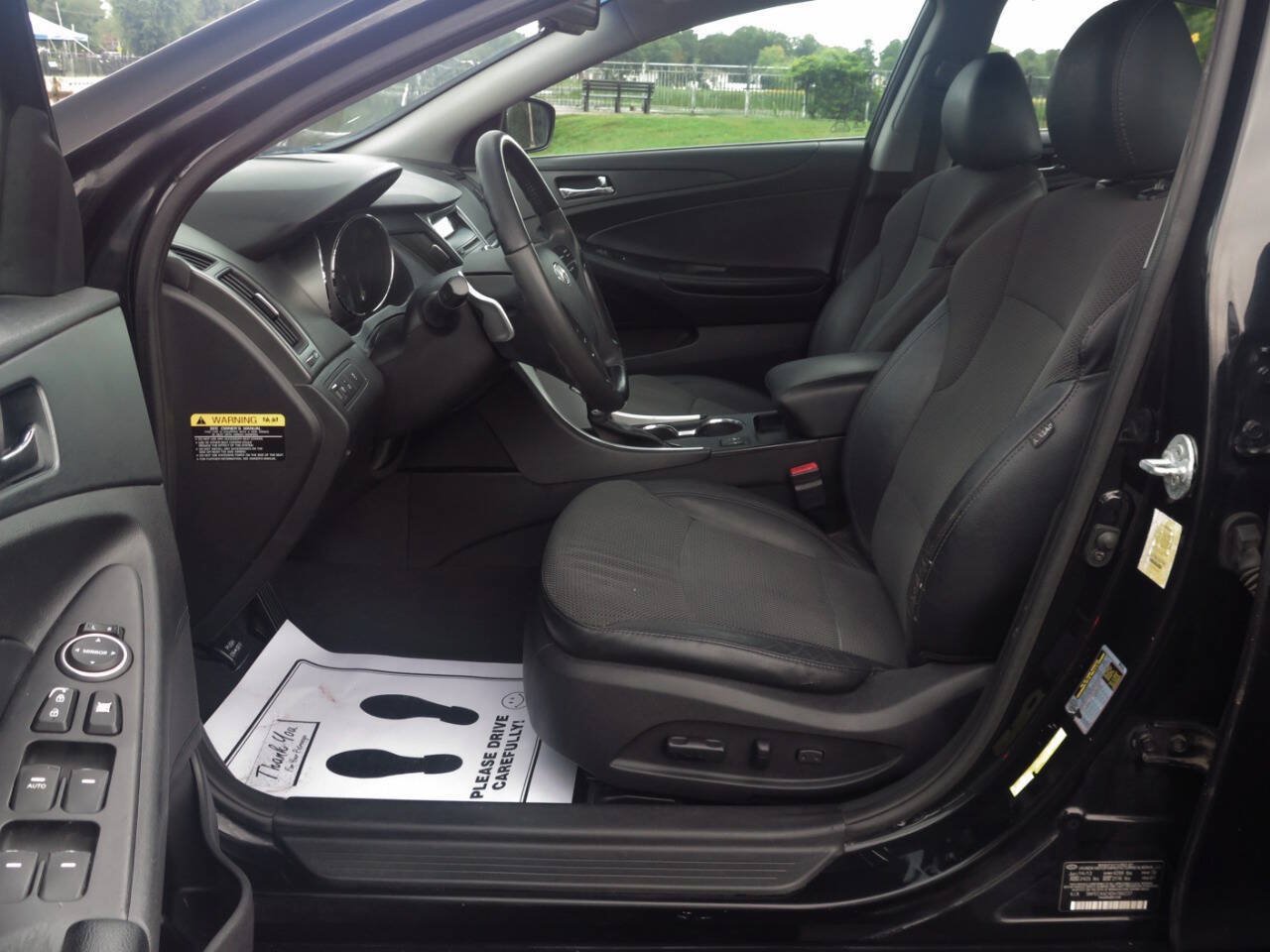 Used 2013 Hyundai Sonata SE FWD image 11